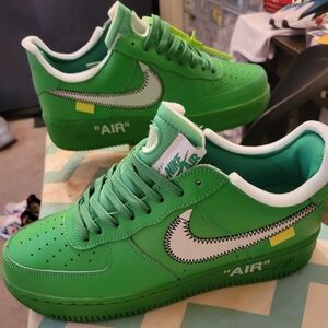 Nike Air Force 1 Green Sneakers